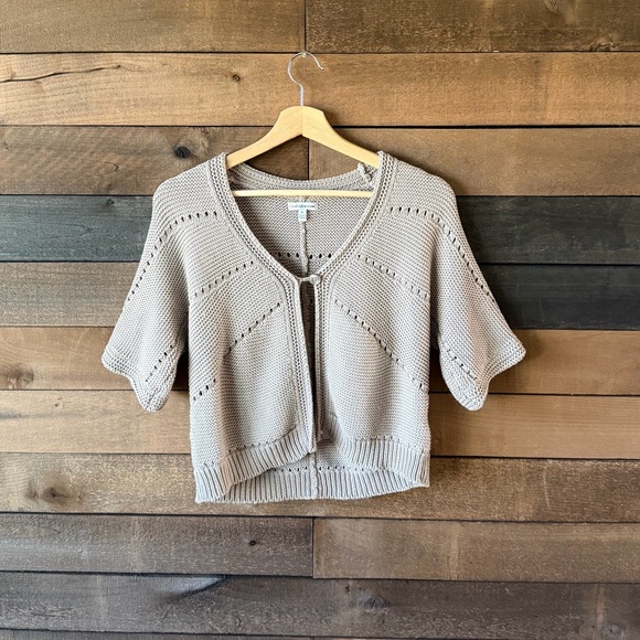 Croft & Barrow Beige Short Sleeve Knit Cardigan Minimalist Button Sweater - Picture 8 of 15